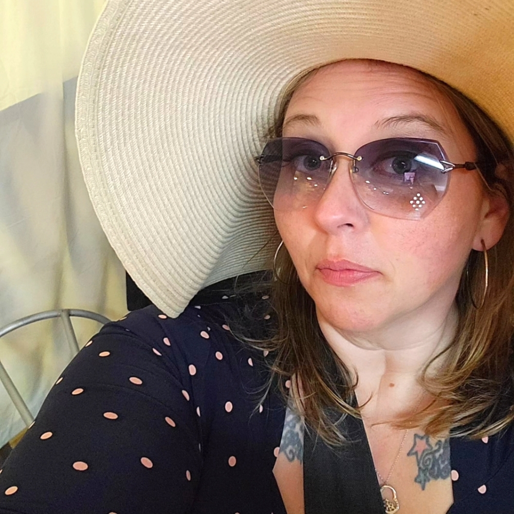 Meet your Posher, Allie